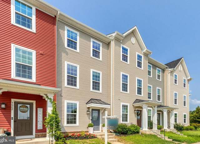 Property at 7520 Hancock St, Bealeton, VA 22712, 2 beds, 2.5 baths