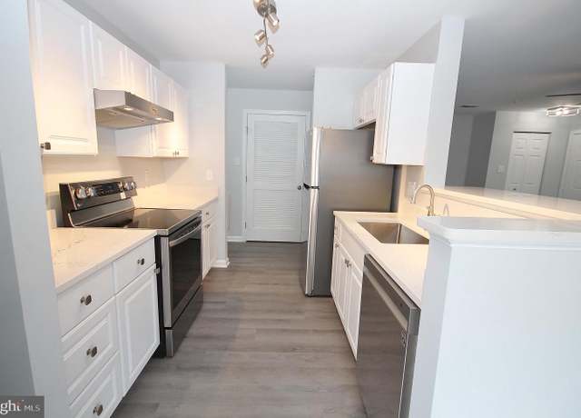 Property at 7502-A Calderon Ct #265, Alexandria, VA 22306, 2 beds, 2 baths