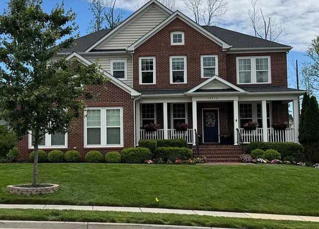Property at 40976 Maplehurst Dr, Aldie, VA 20105, 7 beds, 5 baths