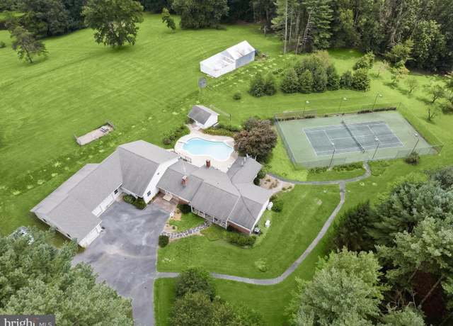 Property at 3835 Rinehart Rd, Westminster, MD 21158, 6 beds, 4.5 baths
