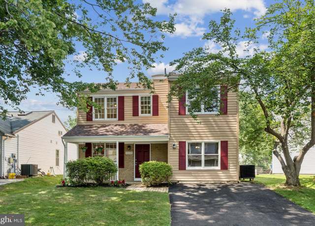 Property at 20528 Neerwinder St, Germantown, MD 20874, 5 beds, 3 baths