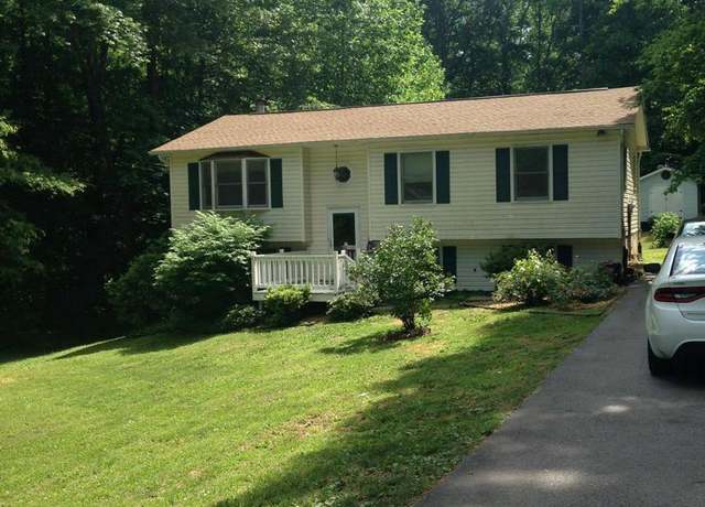 Property at 27047 Yowaiski Mill Rd, Mechanicsville, MD 20659, 5 beds, 2 baths