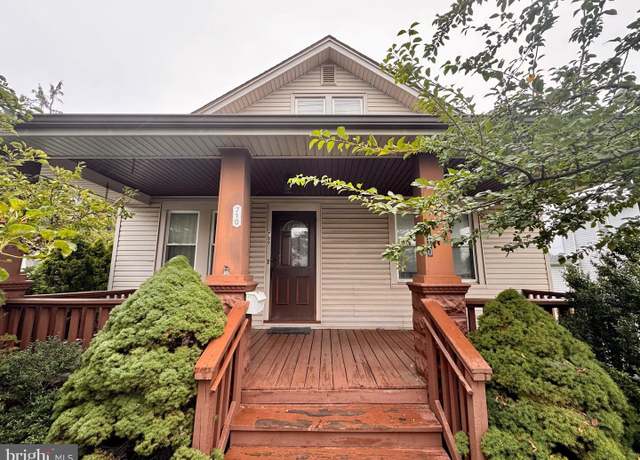 Property at 710 Route 130 Camden Ave, Burlington, NJ 08016, 4 beds, 1 bath
