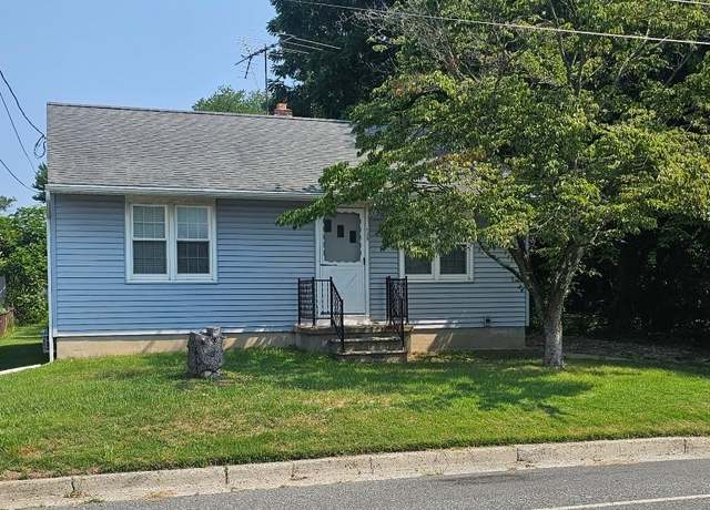 Property at 734 E Oxford St, Vineland, NJ 08360, 2 beds, 1 bath