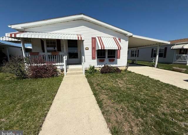 Property at 530 Dogwood Ln, Williamstown, NJ 08094, 2 beds, 2 baths