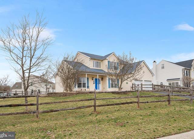 Property at 110 Walter Dr, Gilbertsville, PA 19525, 4 beds, 2.5 baths