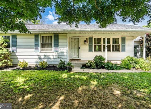 Property at 118 Valley View Rd, Phoenixville, PA 19460, 3 beds, 2 baths