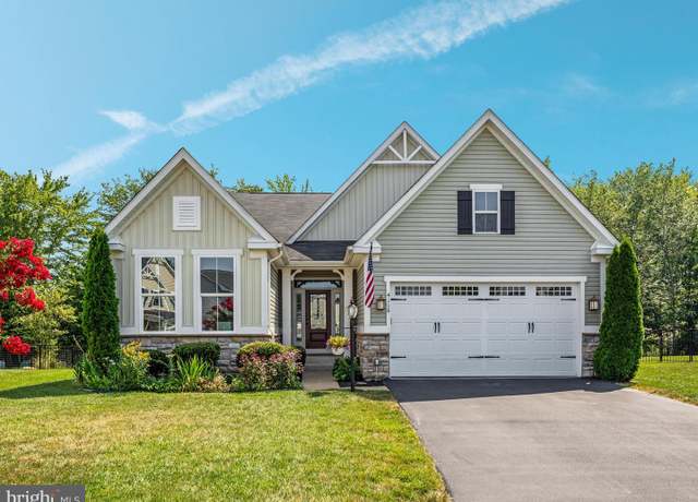 Property at 4116 Eddy Ct, Warrenton, VA 20187, 3 beds, 3 baths
