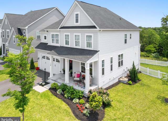 Property at 150 Jewel Box Dr, Stephenson, VA 22656, 4 beds, 3.5 baths