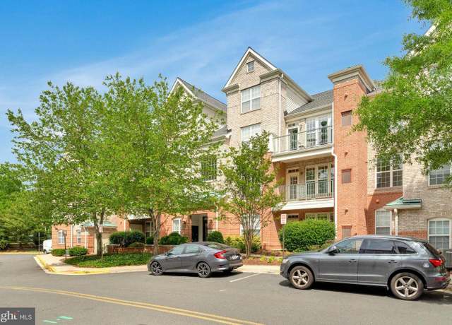 Property at 12170 Abington Hall Pl #204, Reston, VA 20190, 2 beds, 2 baths