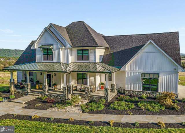 Property at 12116 Petey Ln, Lovettsville, VA 20180, 5 beds, 4.5 baths