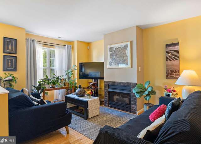 Property at 8142 Casey Ct, Elkridge, MD 21075, 3 beds, 2.5 baths