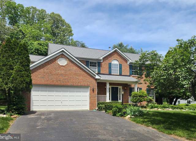 Property at 10309 Grandhaven Ave, Upper Marlboro, MD 20772, 5 beds, 3.5 baths