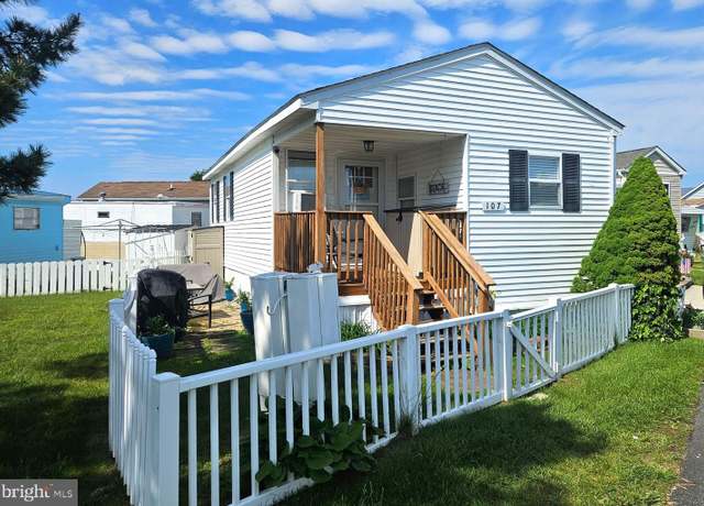 Property at 107 Denny Ln #106, Ocean City, MD 21842, 4 beds, 1 bath
