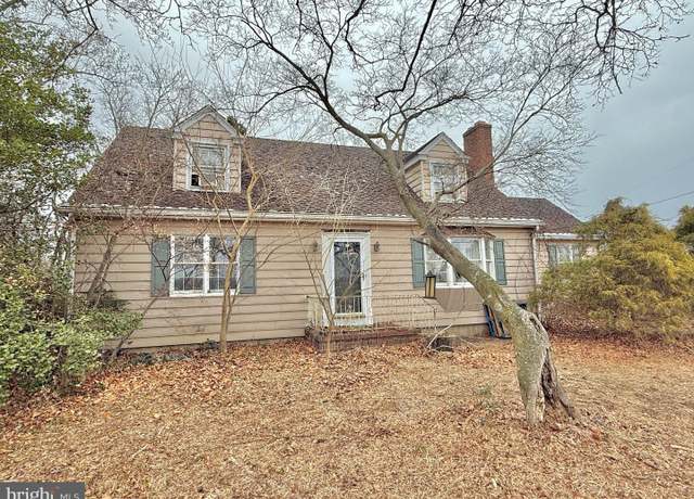 Property at 856 Swedesboro Rd, Franklinville, NJ 08322, 4 beds, 1 bath