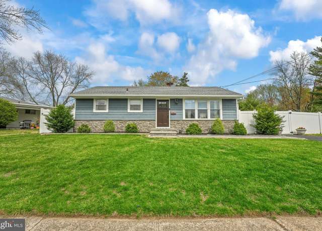 Property at 16 Century Way, Hamilton, NJ 08690, 3 beds, 1 bath