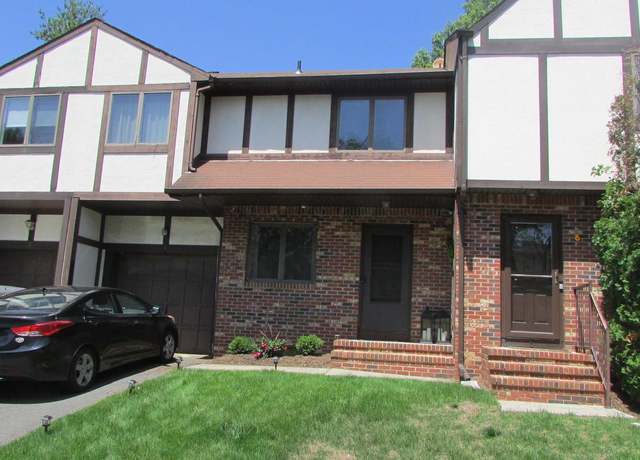 Property at 4 Leicester, Ewing, NJ 08628, 3 beds, 2.5 baths