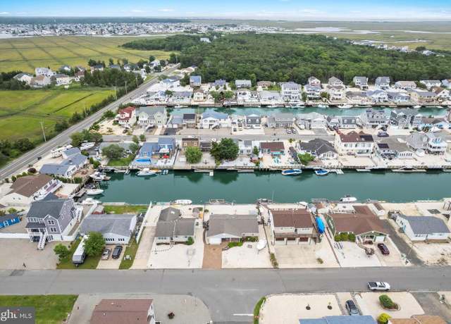 Property at 7 Louisiana Dr, Little Egg Harbor Twp, NJ 08087, 3 beds, 2 baths