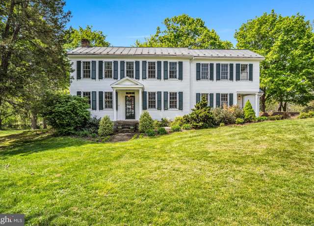 Property at 530 Greason Rd, Carlisle, PA 17015, 5 beds, 3.5 baths