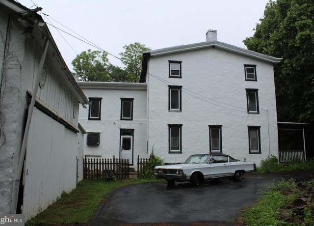 Property at 3789 Foulk Rd, Garnet Valley, PA 19060, 5 beds, 3 baths