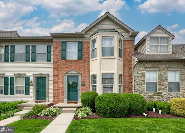 Property at 1016 Cobblestone Ln, Lancaster, PA 17601, 3 beds, 1.5 baths