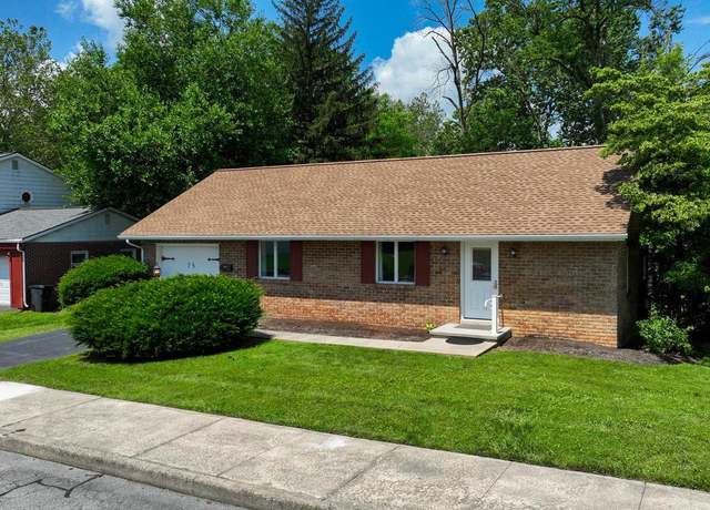 Property at 75 Circle Dr, Ephrata, PA 17522, 4 beds, 3 baths