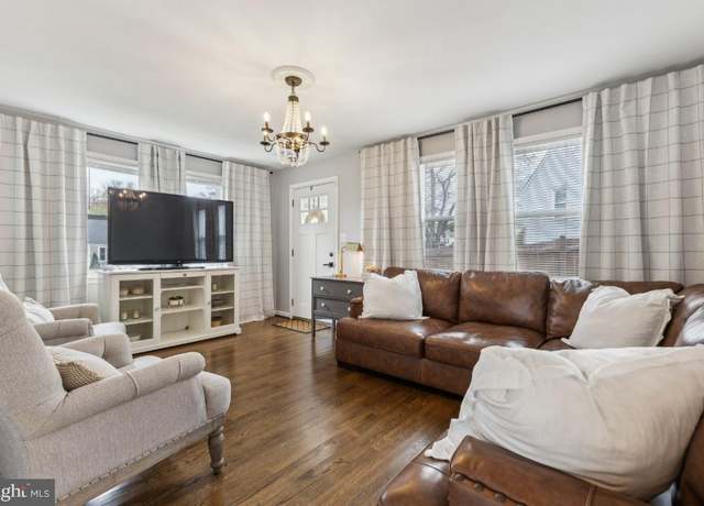 Property at 3015 Greenway Blvd, Falls Church, VA 22042, 3 beds, 1 bath