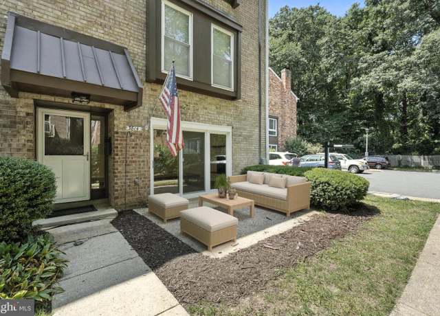 Property at 3814 Persimmon Cir, Fairfax, VA 22031, 2 beds, 2 baths