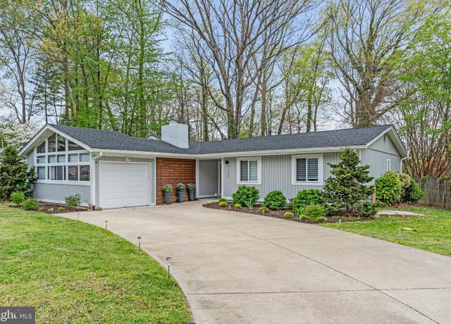 Property at 12704 Westport Ln, Woodbridge, VA 22192, 3 beds, 2 baths