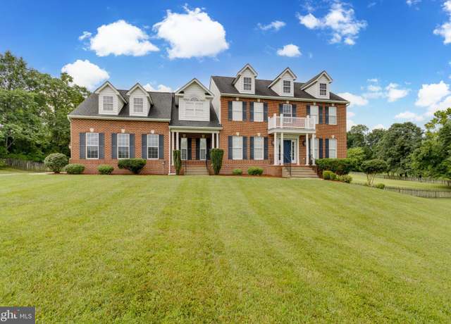 Property at 18 Ironwood Rd, Fredericksburg, VA 22405, 5 beds, 4.5 baths