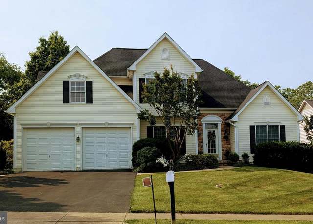 Property at 207 Rod Cir, Middletown, MD 21769, 4 beds, 2.5 baths