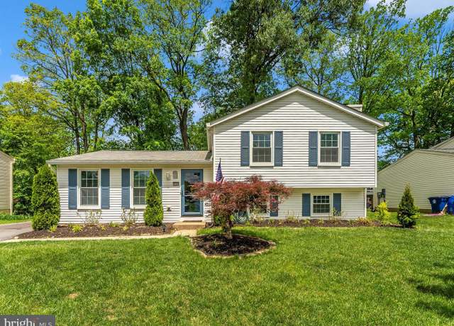 Property at 10109 Peanut Mill Dr, Gaithersburg, MD 20882, 3 beds, 2 baths