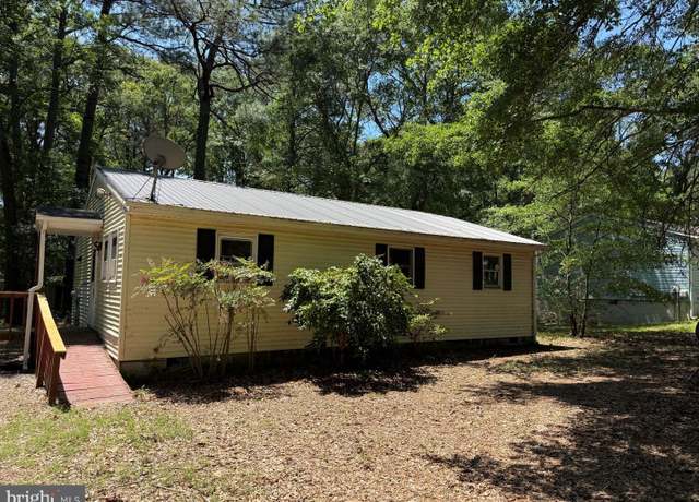 Property at 414 Sarah Ln, Salisbury, MD 21801, 3 beds, 1.5 baths