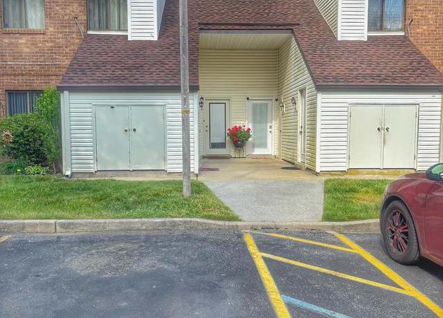 Property at 15 Country Oak Ln, Egg Harbor Township, NJ 08234, 2 beds, 1 bath