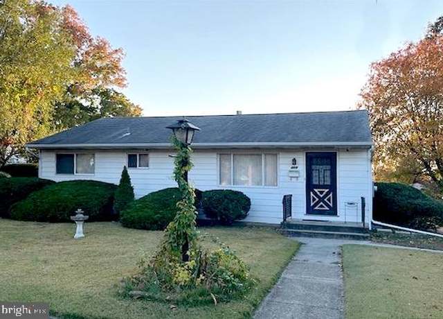 Property at 409 West Ave, Delanco, NJ 08075, 3 beds, 1 bath