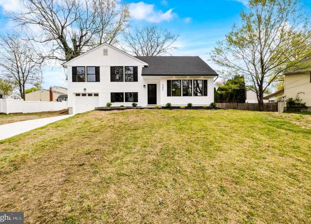 Property at 145 Boxwood Ln, Cinnaminson, NJ 08077, 4 beds, 2.5 baths