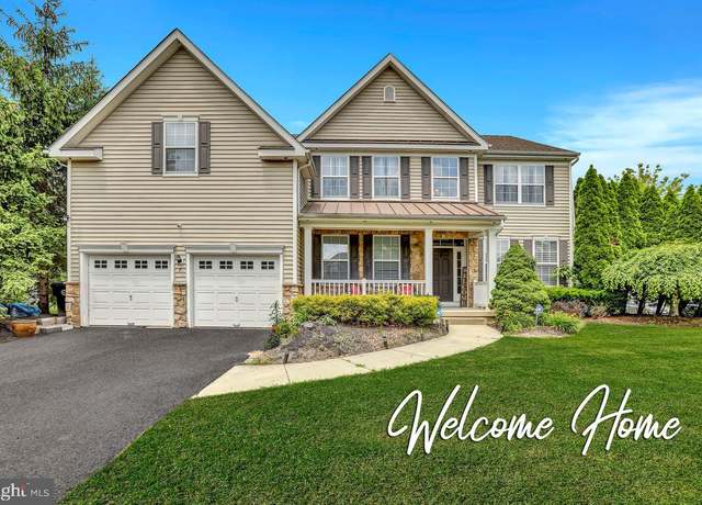 Property at 7 Westbury Dr, Berlin, NJ 08009, 4 beds, 3 baths