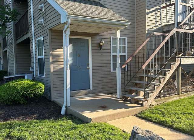Property at 801 Christopher Dr, Reading, PA 19610, 2 beds, 1.5 baths