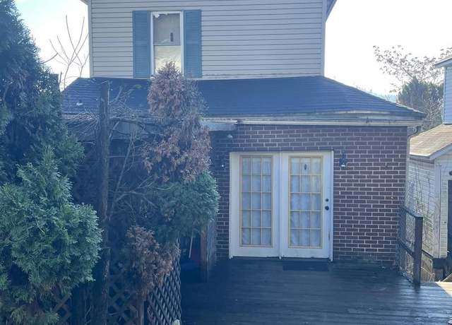 Property at 76 Jackson St, Conemaugh, PA 15909, 2 beds, 1 bath
