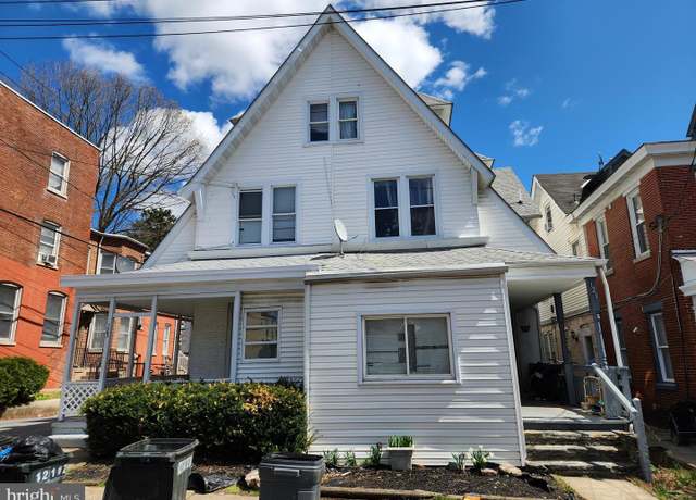 Property at 123 College Ave, Lancaster, PA 17603, 4 beds, 2 baths
