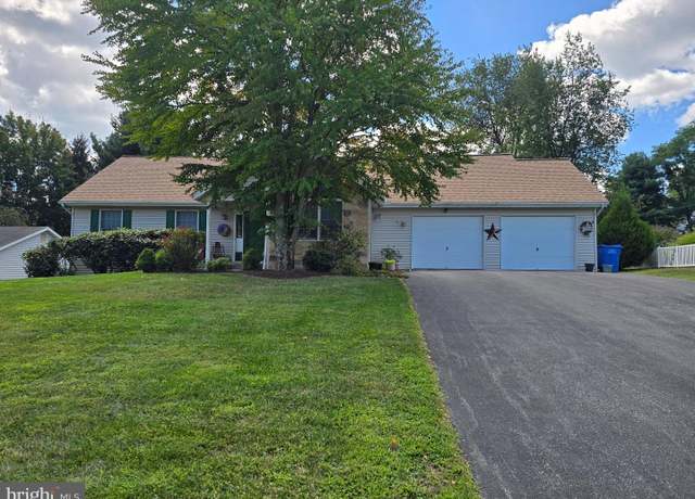 Property at 452 Elder Trl, New Cumberland, PA 17070, 4 beds, 3 baths
