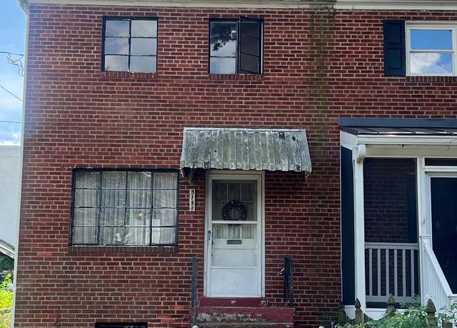Property at 315 E Raymond Ave Unit A, Alexandria, VA 22301, 2 beds, 1.5 baths