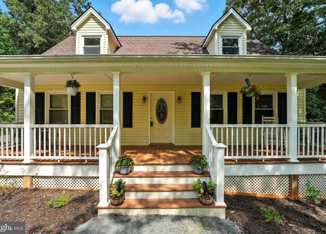 Property at 14341 Snake Castle Rd, Sumerduck, VA 22742, 4 beds, 2 baths