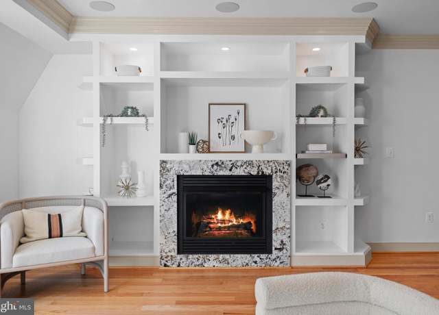 Property at 2448 Ontario Rd NW #4, Washington, DC 20009, 3 beds, 3 baths