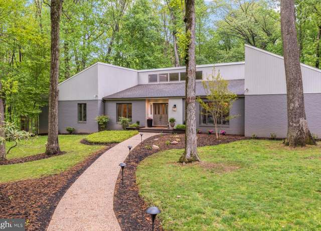 Property at 23 Wally Ct, Lutherville Timonium, MD 21093, 6 beds, 6.5 baths