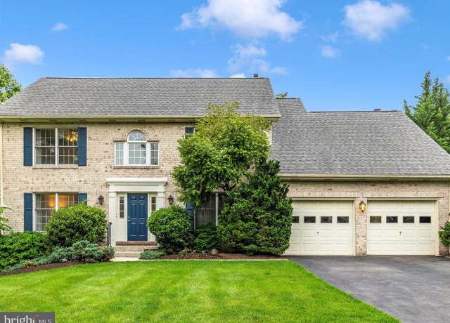 Property at 6695 Springhill Dr, Frederick, MD 21702, 4 beds, 2.5 baths