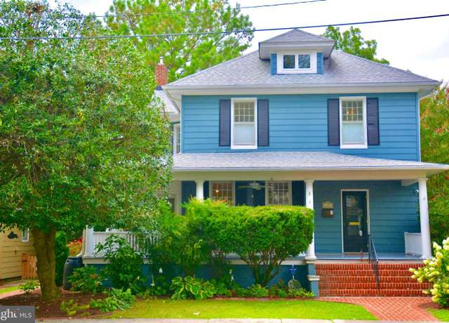 Property at 229 S Aurora St, Easton, MD 21601, 4 beds, 2.5 baths