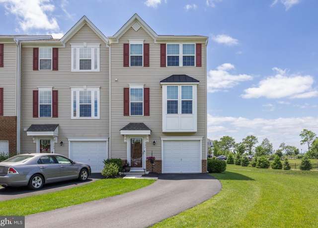 Property at 131 Fela Dr, Cinnaminson, NJ 08077, 3 beds, 2.5 baths