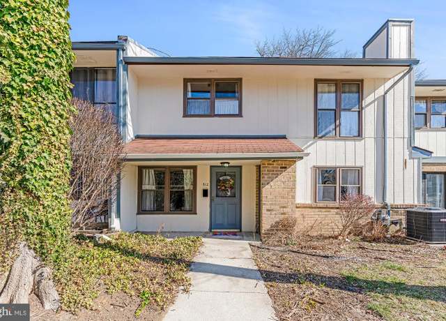 Property at 512 Timber Creek Rd, Clementon, NJ 08021, 3 beds, 2.5 baths