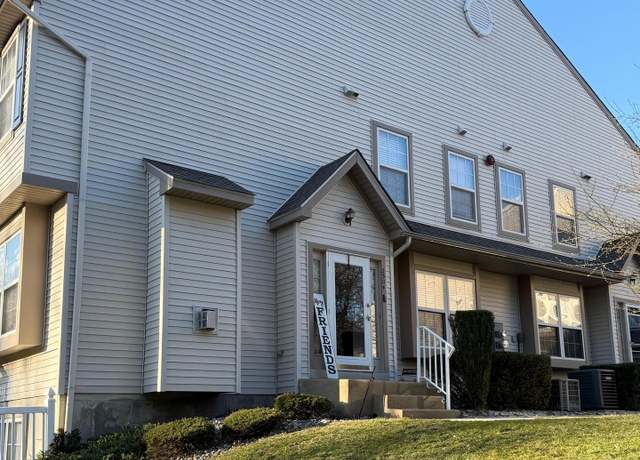 Property at 2304 Beacon Hill Dr, Sicklerville, NJ 08081, 3 beds, 2.5 baths